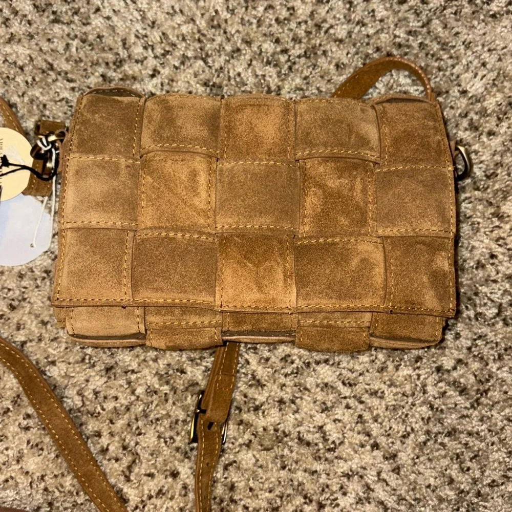 New Viola Castellani padded crossbody shoulder bag leather made in Italy - Picture 1 of 7